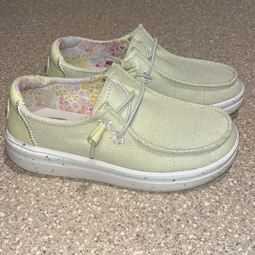 Women’s HEY DUDE Wendy Rise Size 6